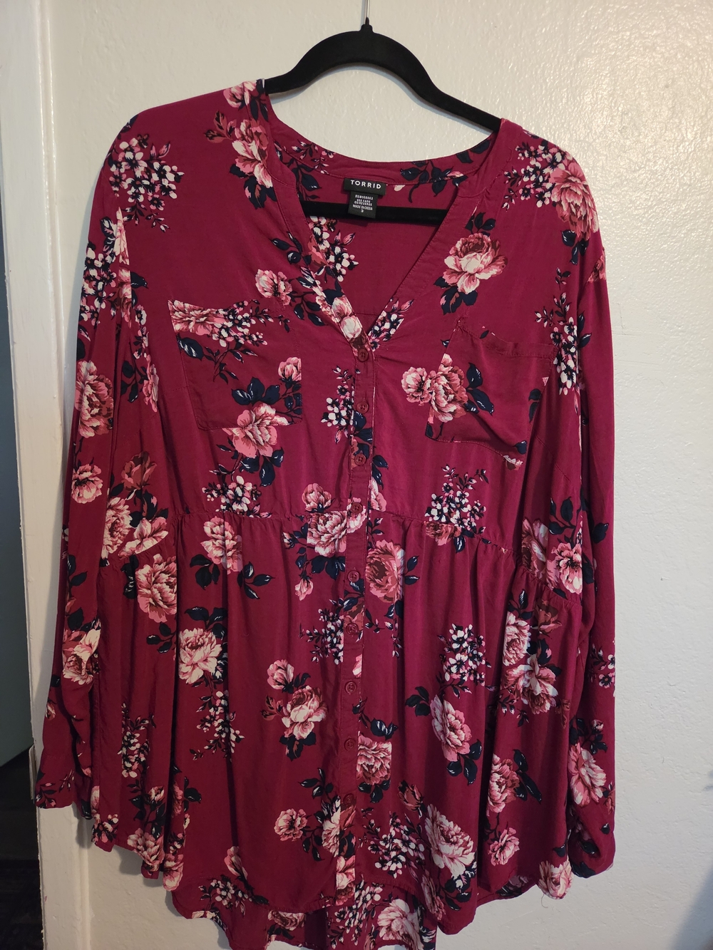 Torrid Floral Button-Front V-Neck Tunic Top - Deep Berry Pink